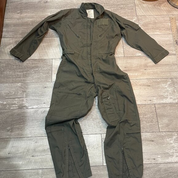 Propper CWU 27/P Nomex flight suit in sage green 40R - Picture 1 of 7